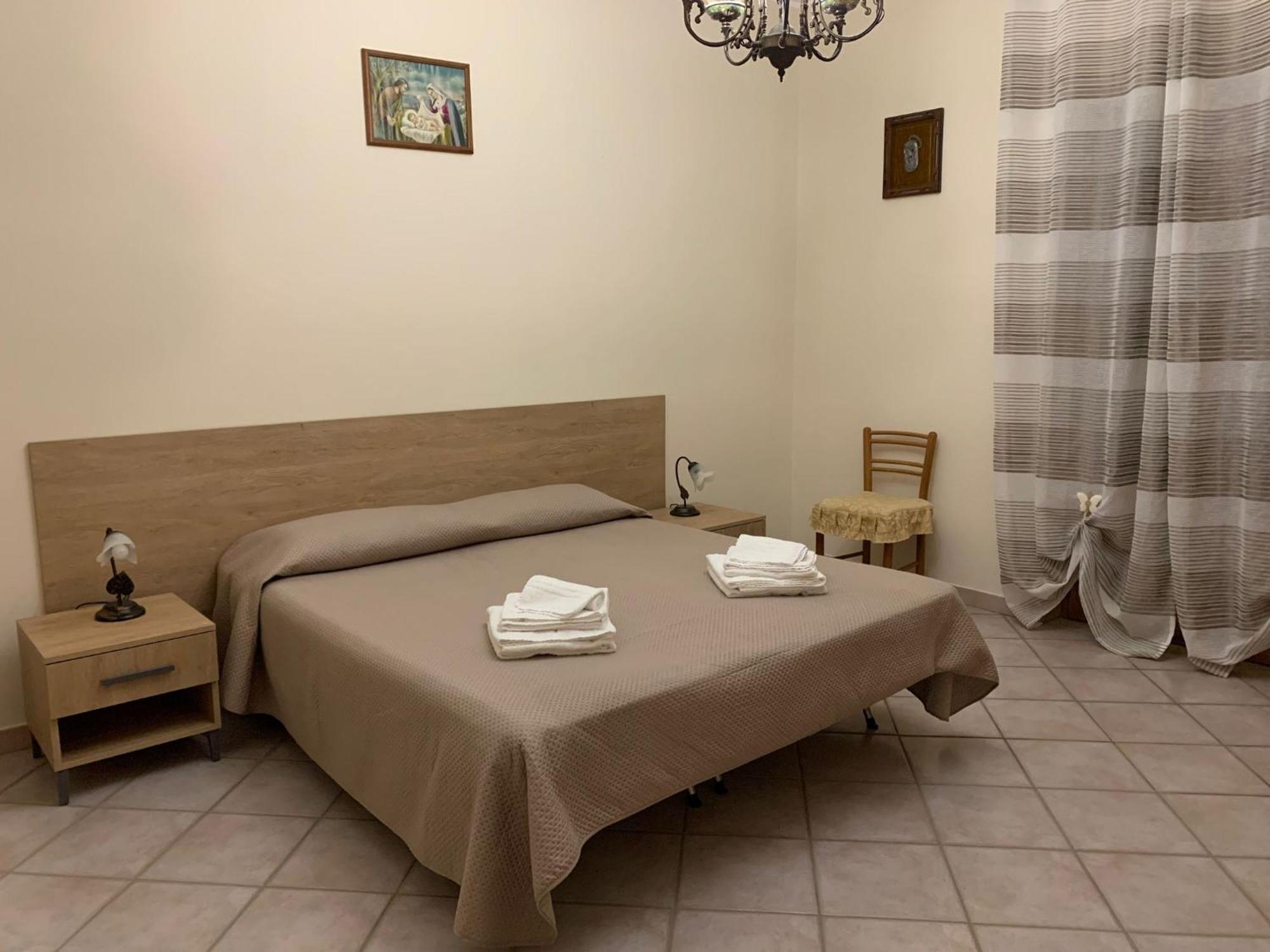 Casa Vacanze Villa Mariano Gangi Exterior foto